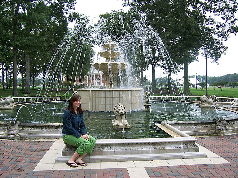 Kirsten at the Regent fountain.