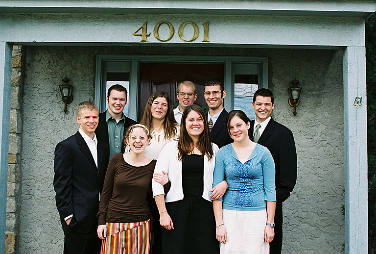 Sunday morning before church.  (front) Jeremy, Kristi, Erica, Kirsten, (back) Mark, Kami, Kelby, Dan, Sam