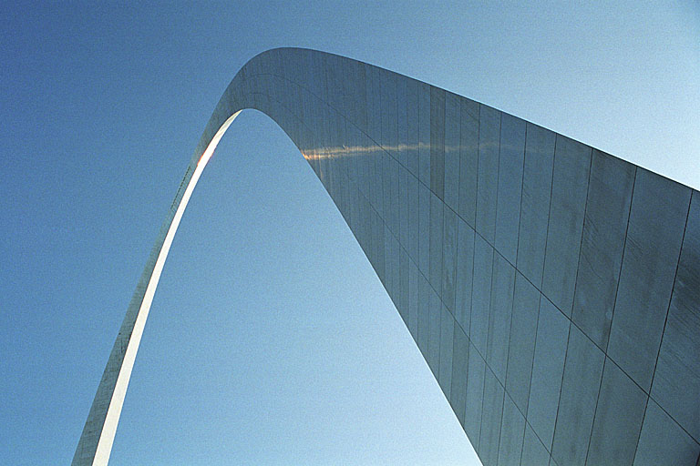 Looking up at the St. Louis arch.